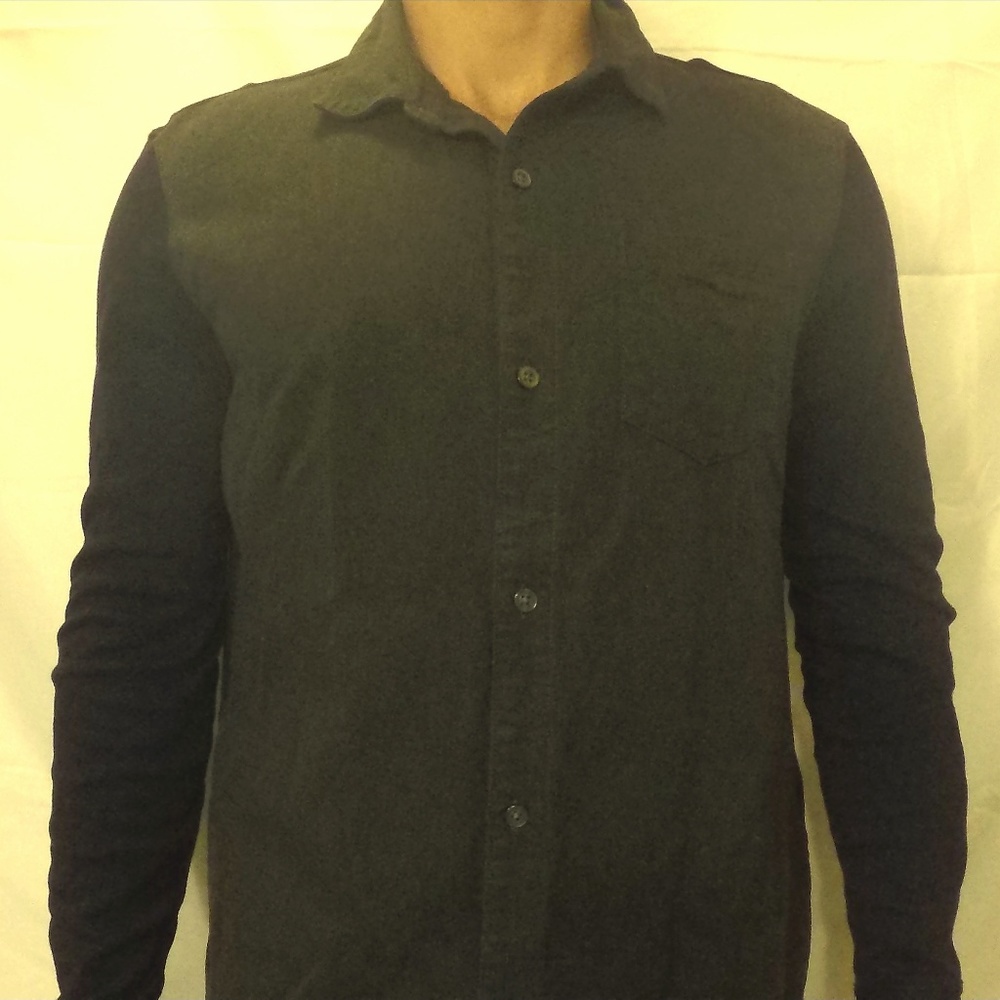 Banana Republic ButtonUp w/ Multi Color & Material